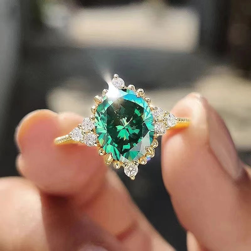 Strahlende Ringe, erhältlich in mehreren Stilen